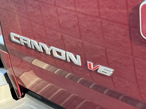Used 2018 GMC Canyon SLE w/ SLE Convenience Package AWD/4WD image 13