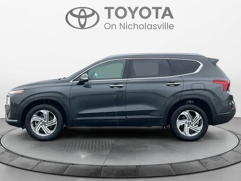 Used 2023 Hyundai Santa Fe SEL FWD image 2