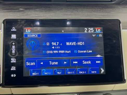 Used 2018 Honda Clarity Plug-In Hybrid image 14