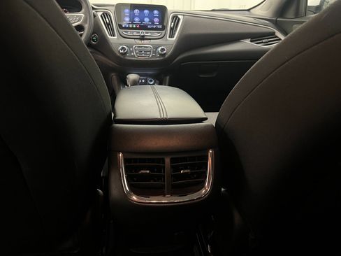 Used 2023 Chevrolet Malibu LT image 43