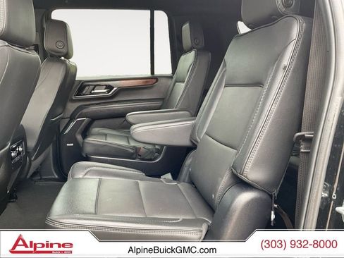Used 2025 GMC Yukon XL Denali image 13