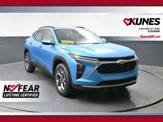 New 2026 Chevrolet Trax LT w/ Sunroof Package FWD video 1