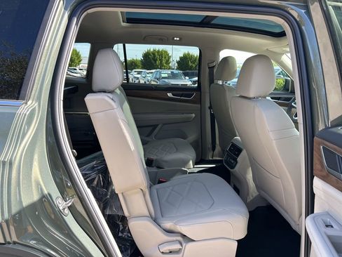 New 2026 Volkswagen Atlas SE image 46