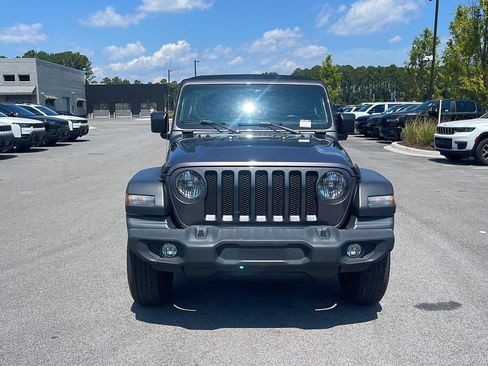 Used 2022 Jeep Wrangler Unlimited Sport AWD/4WD image 2