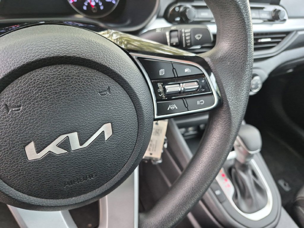 Used 2023 Kia Forte LXS FWD image 19