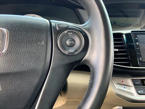 Used 2015 Honda Accord EX-L image 24
