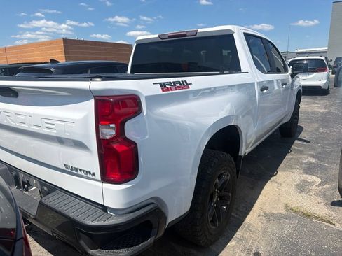 Used 2019 Chevrolet Silverado 1500 Custom Trail Boss w/ Custom Convenience Package AWD/4WD image 7
