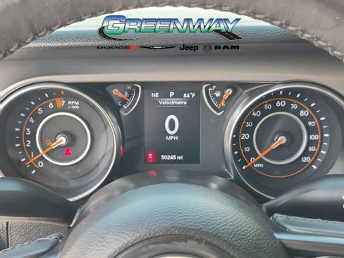 Used 2023 Jeep Gladiator Sport AWD/4WD image 25