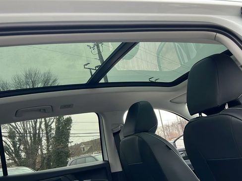 New 2026 Volkswagen Tiguan SE image 13