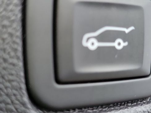 Certified 2024 Chevrolet Equinox LT image 38