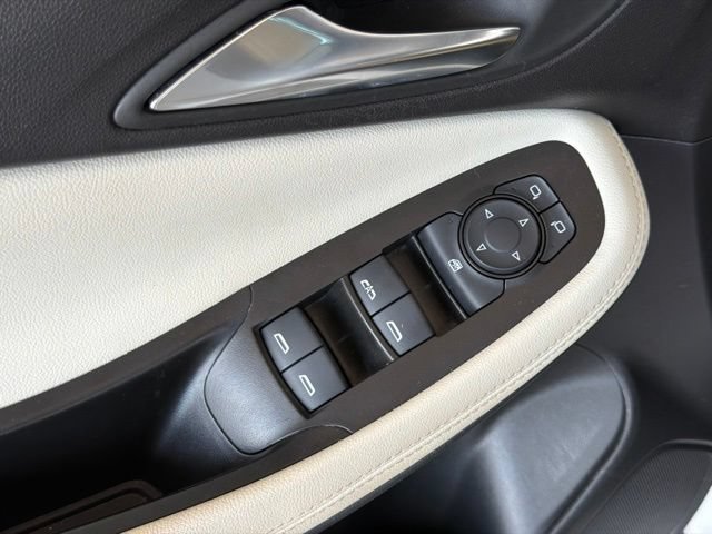 Used 2024 Buick Encore GX Preferred FWD image 13