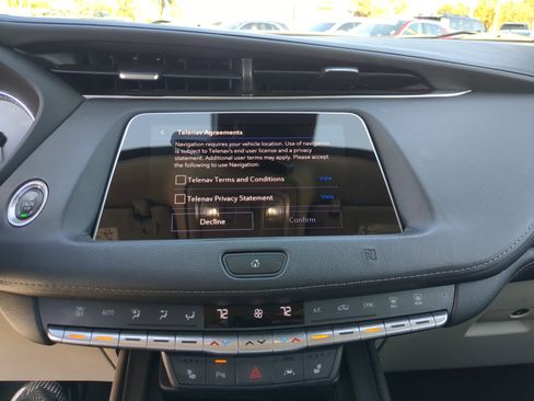 Used 2020 Cadillac XT4 Premium Luxury w/ Cold Weather Package image 25