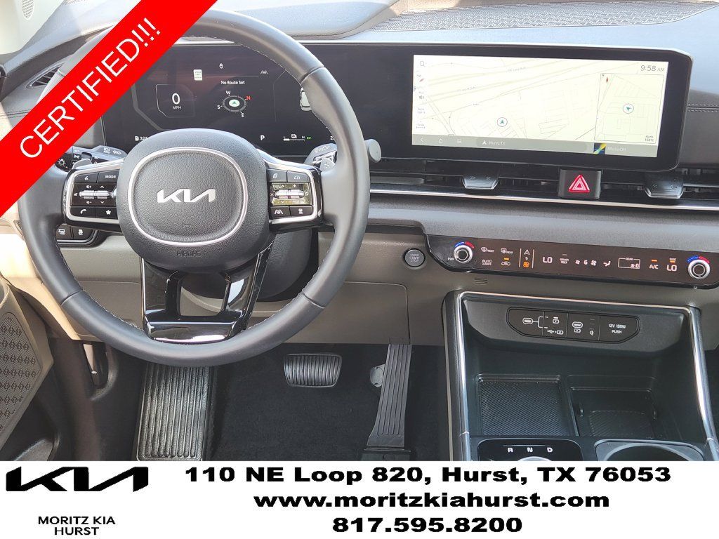 Certified 2025 Kia Carnival SX FWD image 10