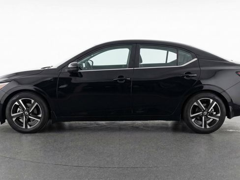Used 2025 Nissan Sentra SV FWD image 5