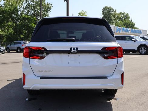 New 2026 Honda Odyssey EX-L image 6
