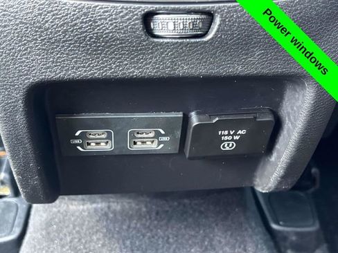 Used 2021 Jeep Cherokee Limited w/ Mopar Interior Package image 28