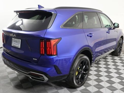 Used 2023 Kia Sorento SX image 8