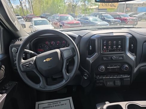 New 2026 Chevrolet Silverado 2500 Custom w/ Custom Value Package AWD/4WD image 9