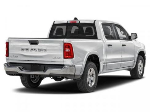 Used 2025 RAM 1500 Big Horn AWD/4WD image 2