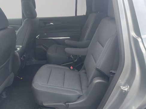 New 2026 Chevrolet Traverse LT w/ Sun and Wheel Package image 9