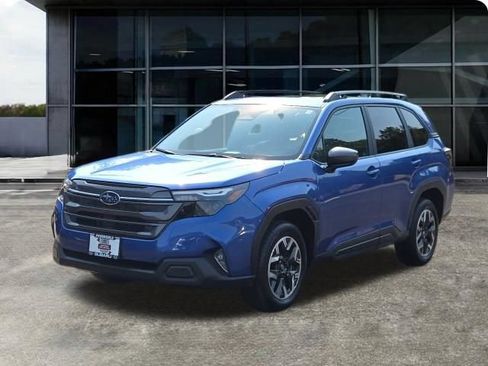 Used 2026 Subaru Forester Premium AWD/4WD image 6
