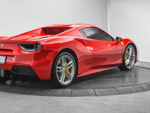Used 2019 Ferrari 488 Spider Rosso Corsa image 59