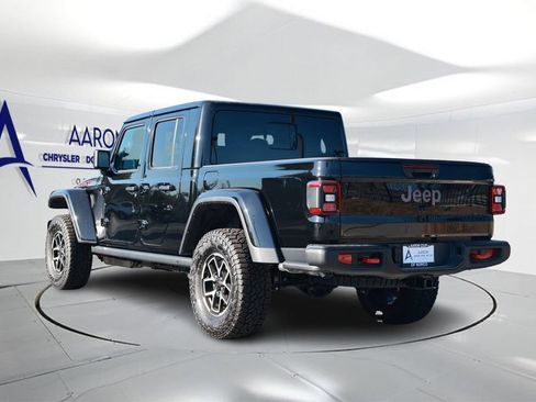 New 2026 Jeep Gladiator Rubicon w/ Steel Power Dome Hood Package AWD/4WD image 2