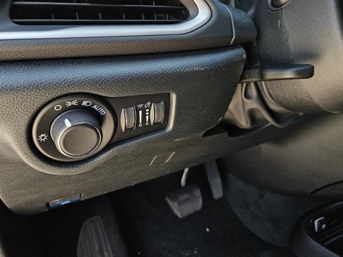 New 2026 Chrysler Voyager LX FWD image 14
