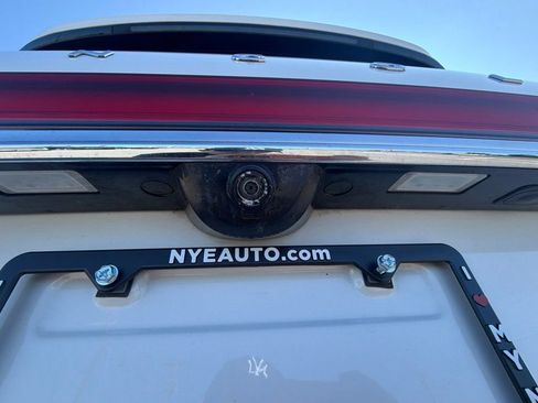 Used 2023 Lincoln Aviator Reserve w/ Equipment Group 201A AWD/4WD image 12