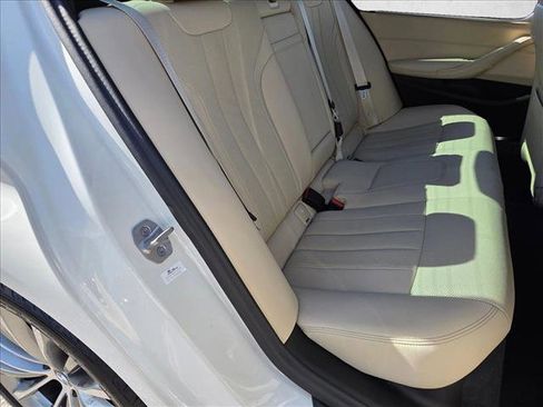 Certified 2023 BMW 530i w/ Convenience Package image 21