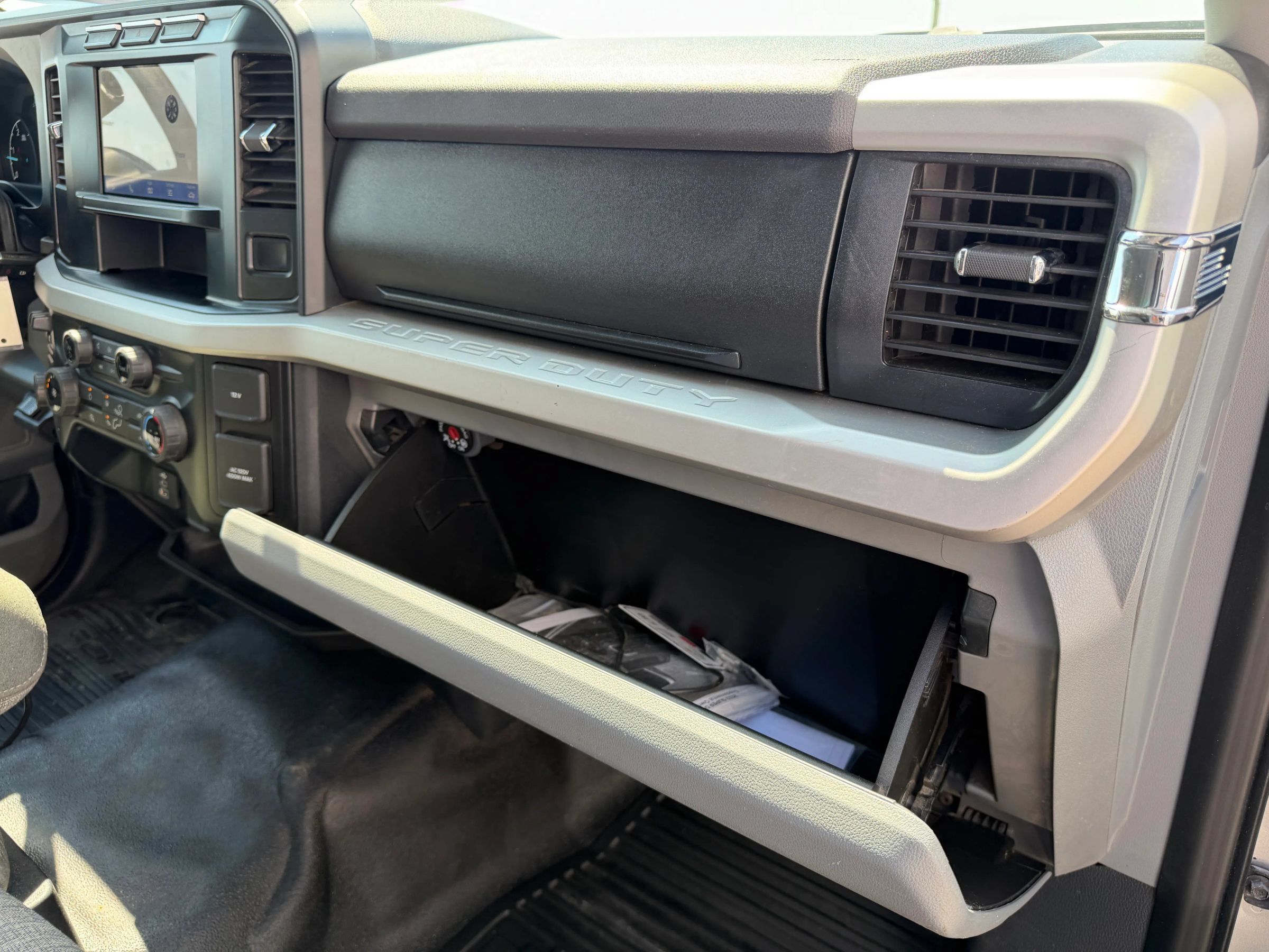 Used 2023 Ford F450 XLT AWD/4WD image 28
