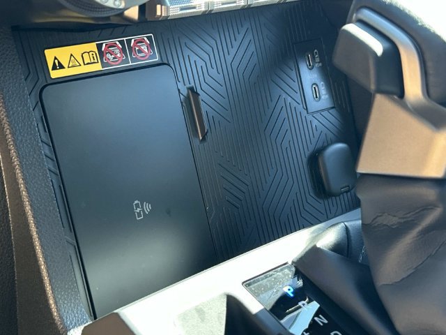 Used 2026 Toyota 4Runner Trailhunter AWD/4WD image 33