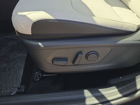 New 2026 Kia Sportage EX image 21