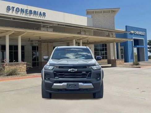 Used 2024 Chevrolet Colorado Trail Boss AWD/4WD image 9