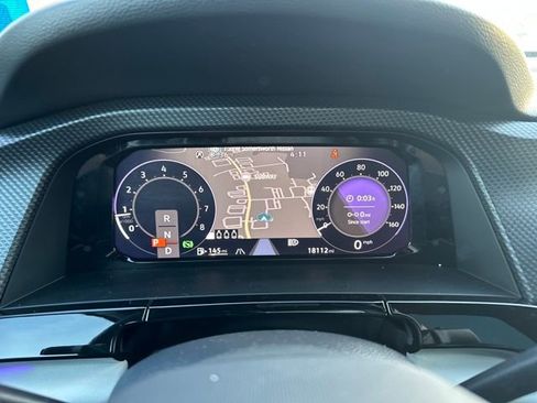 Used 2025 Volkswagen Atlas Cross Sport SEL Premium R-Line image 16