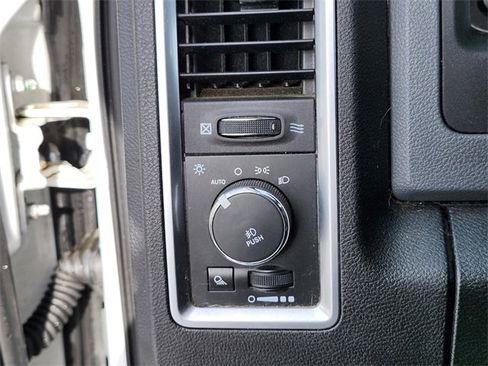 Used 2014 RAM 1500 Big Horn image 22