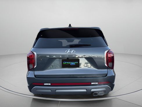 Used 2023 Hyundai Palisade Limited w/ Cargo Package image 4