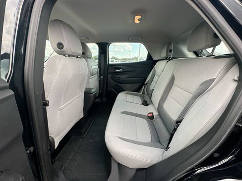 Used 2021 Chevrolet TrailBlazer LS FWD image 17