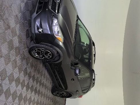 Used 2013 Subaru Crosstrek 2.0i Premium AWD/4WD image 3
