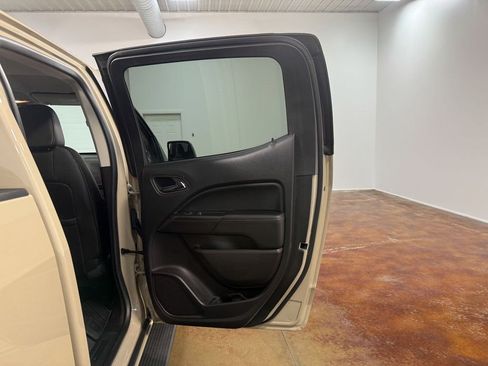 Used 2022 GMC Canyon AT4 image 67