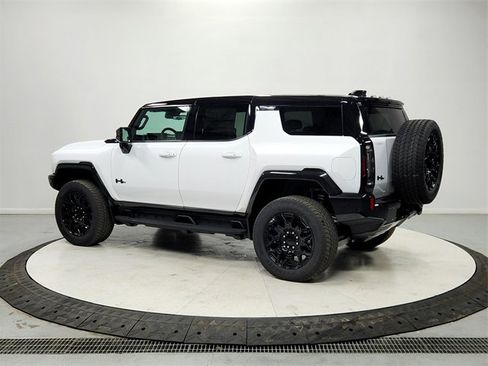 New 2026 GMC Hummer EV SUV image 5