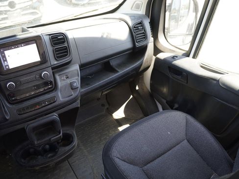 Used 2023 RAM ProMaster 2500 FWD image 23