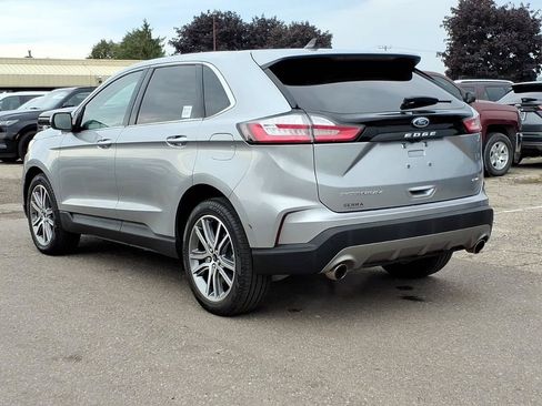 Used 2024 Ford Edge Titanium AWD/4WD image 3