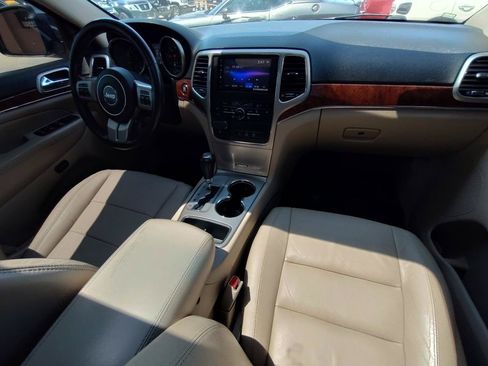 Used 2013 Jeep Grand Cherokee Limited w/ Mopar Chrome Edition Group RWD image 35