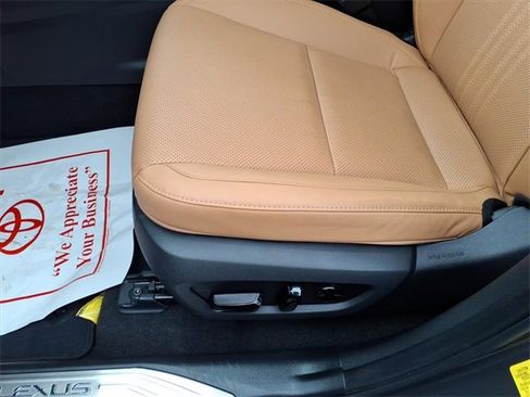 Used 2024 Lexus NX 250 250 Premium image 15