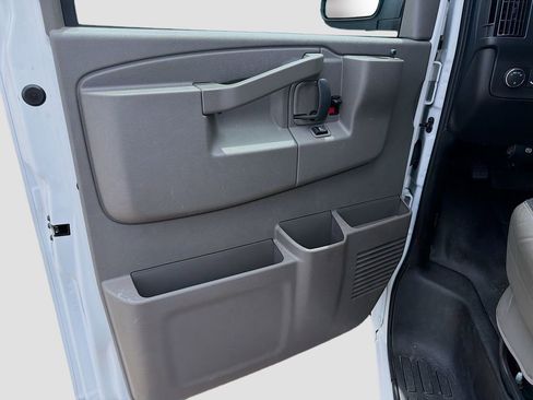 Used 2024 Chevrolet Express 2500 w/ Driver Convenience Package RWD image 19