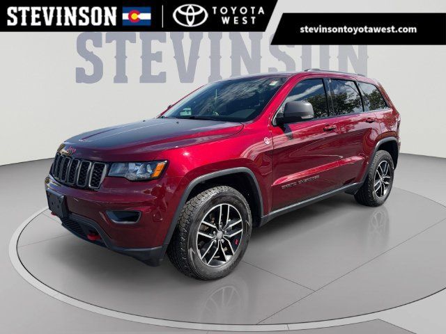 Used 2017 Jeep Grand Cherokee Trailhawk AWD/4WD image 1