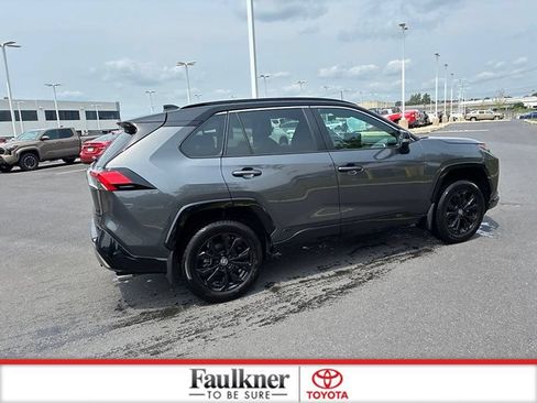 Used 2024 Toyota RAV4 XSE w/ Weather Package AWD/4WD image 7