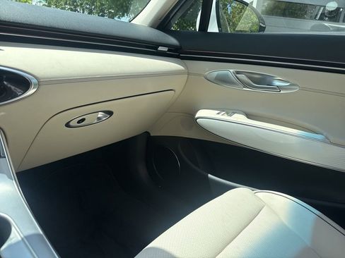 New 2026 Genesis GV70 2.5T Advanced AWD/4WD image 25