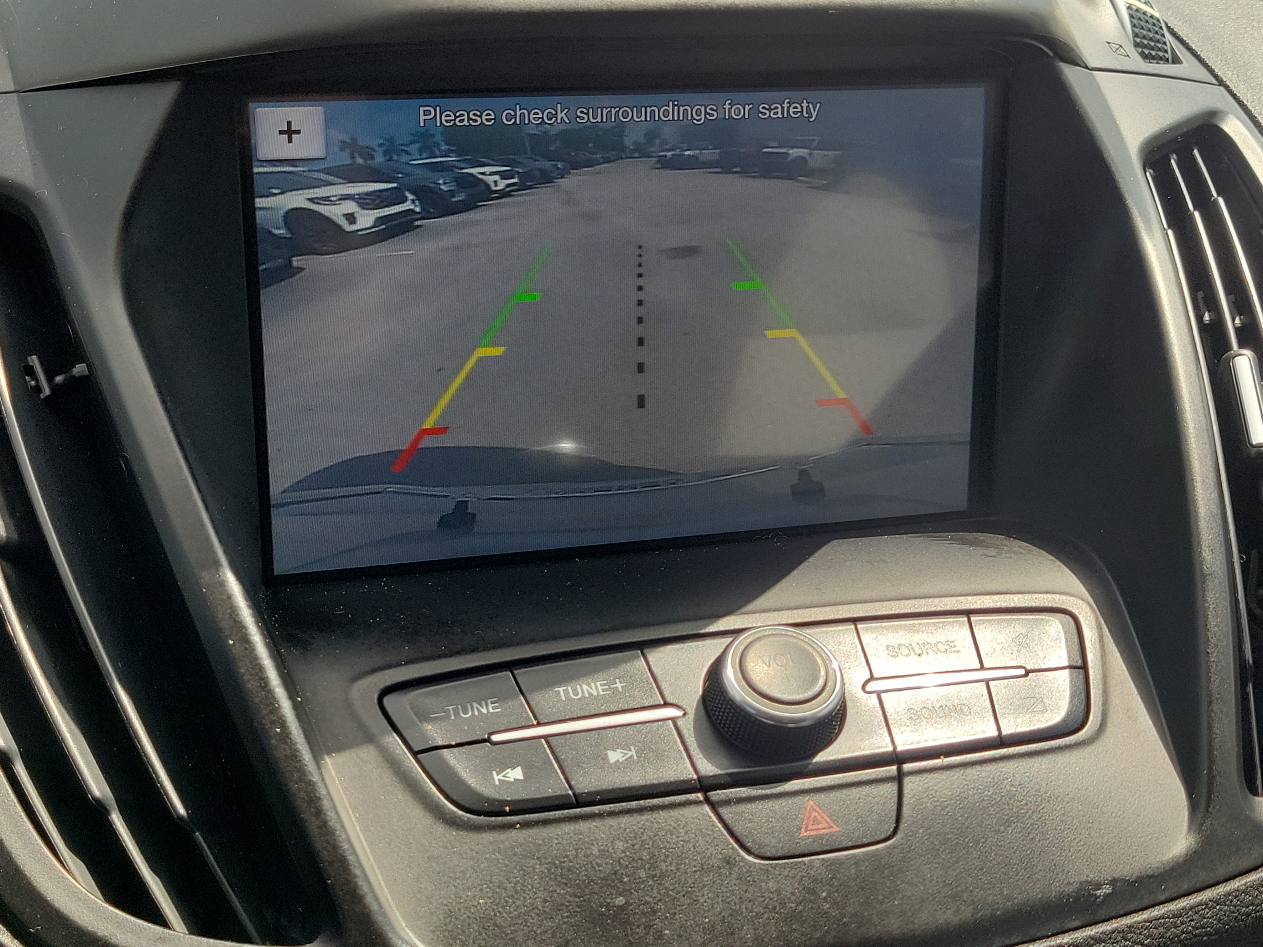 Used 2019 Ford Escape SE FWD image 28